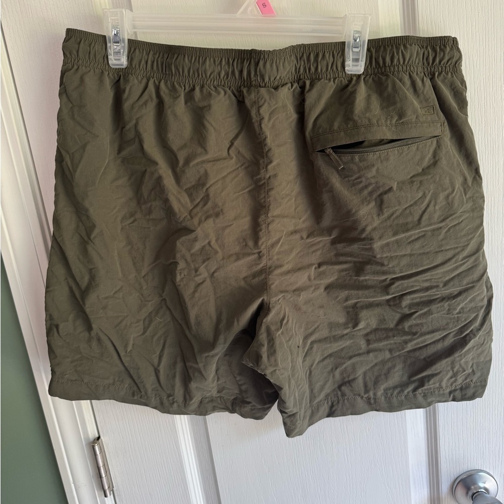 American eagle olive‎ green shorts men’s size XL - Picture 2 of 4
